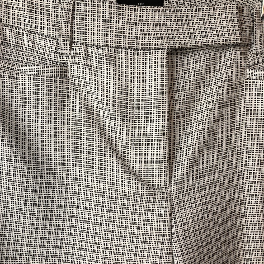 White House Black Market Black & White Slim Ankle Pant